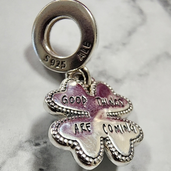 Pandora 2025 Four Leaf Clover Lab-Grown Diamond Dangle Charm - Picture 5 of 6